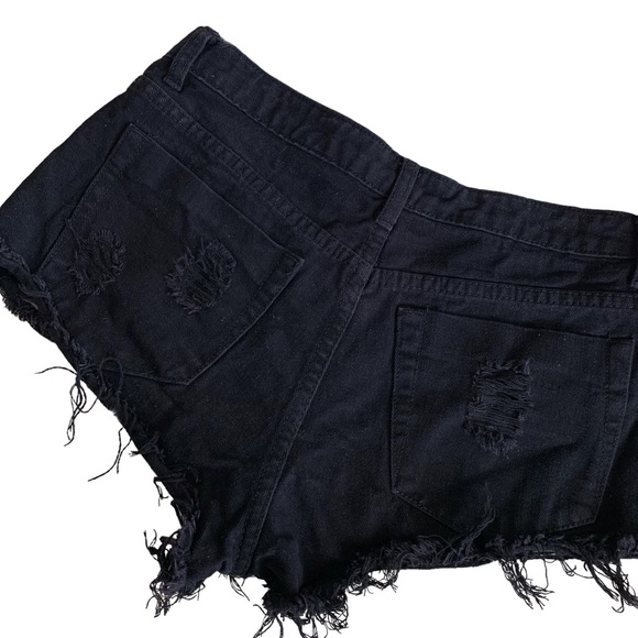 BLACK DESTROYED HIGH-WAIST SHORTS - Picture 2 of 10